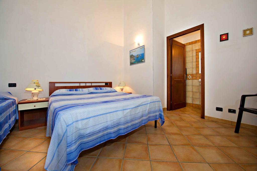 Blunda Holiday Home Castellammare del Golfo Room photo
